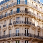 Vendre son appartement à Paris 15 : les erreurs à éviter pour réussir sa vente en 2026